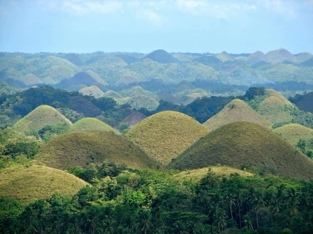 גבעות השוקולד הפיליפינים