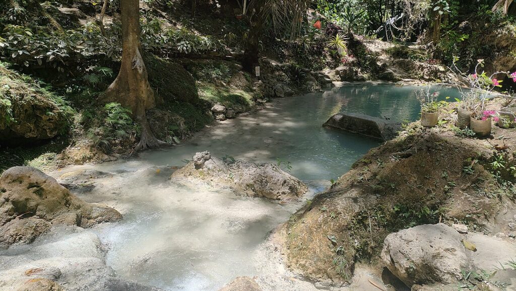 מפלי טומלוג